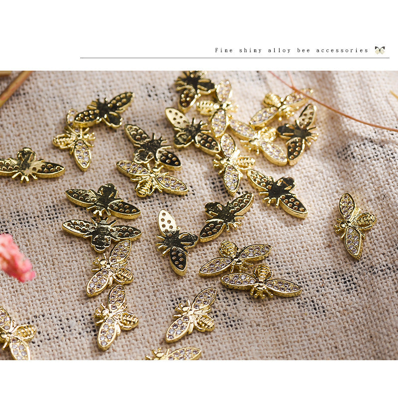 Diamond-studded bee DIY accessories Diamond-studded bee DIY accessories